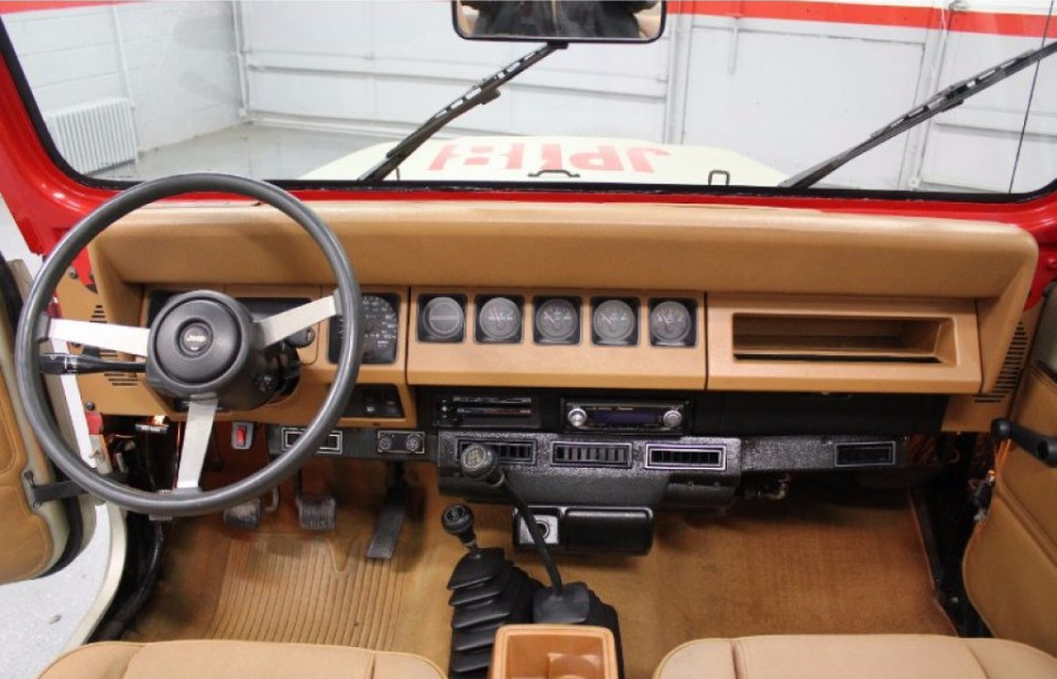 Total 96+ imagen 1987 jeep wrangler dashboard